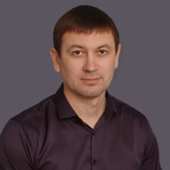 Игорь Макаров